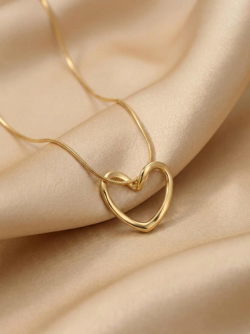 Sculpted Heart Necklace - lifestyle